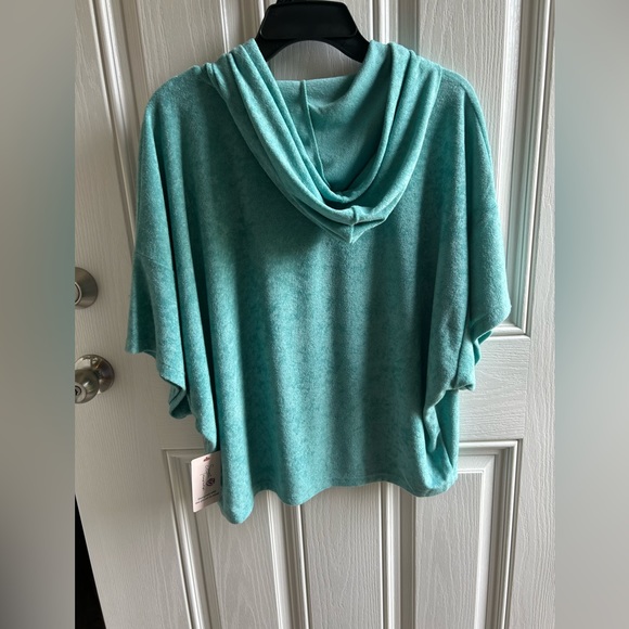 Short sleeve hooded sleep top - Picture 5 of 6